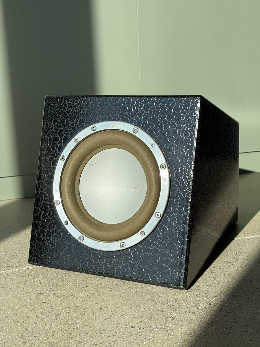 Casse acustiche: Subwoofer VIBE 1000 watts – Usato da Birsfelden venduto da Ric8do