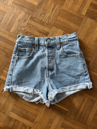 Levis ribcage shorts gr.23