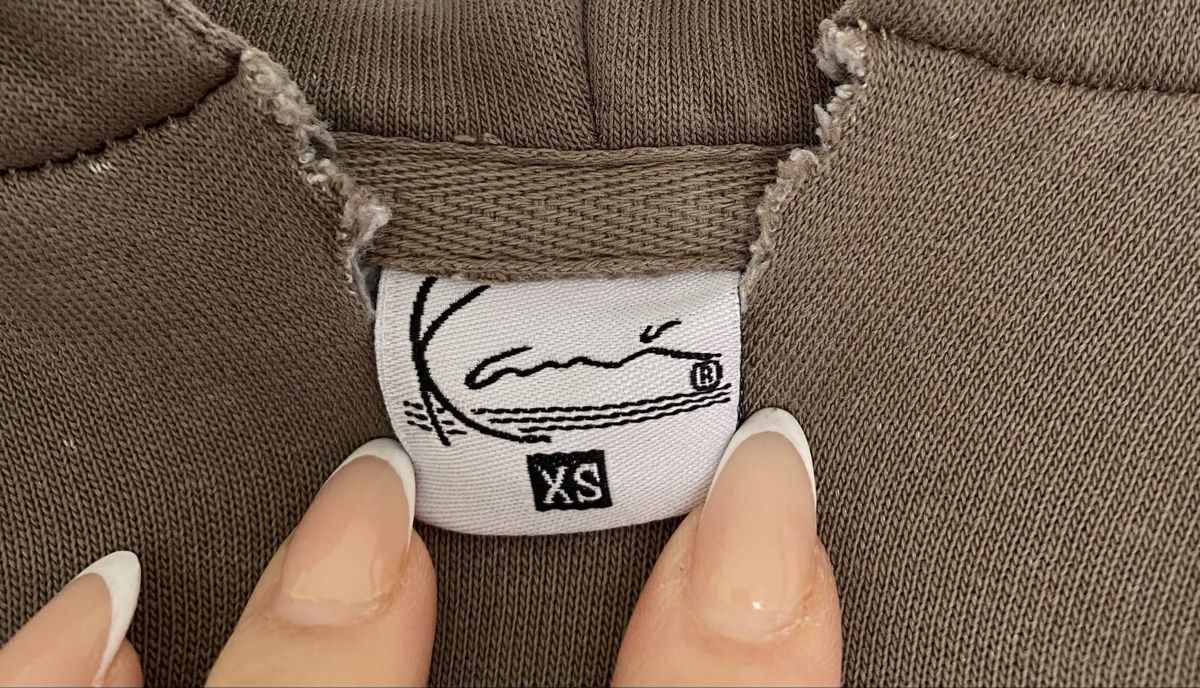 Maglioni & Felpe: Karl Kani Hoodie – Usato da Bonstetten venduto da zweitihand.shop 2