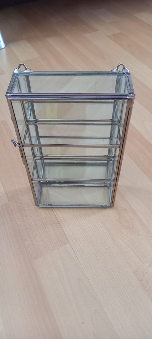 Vitrinen: Glasvitrine klein – Gebraucht aus Höri von bsc_68fw 1