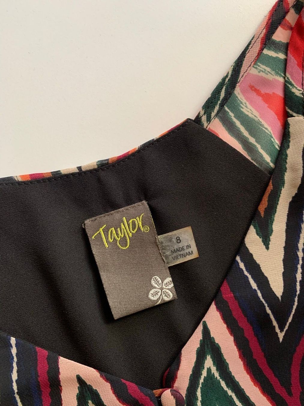 Kleider: TAYLOR - Chiffon Kleid gemustert S – Gebraucht aus Zürich von Diazaio 4