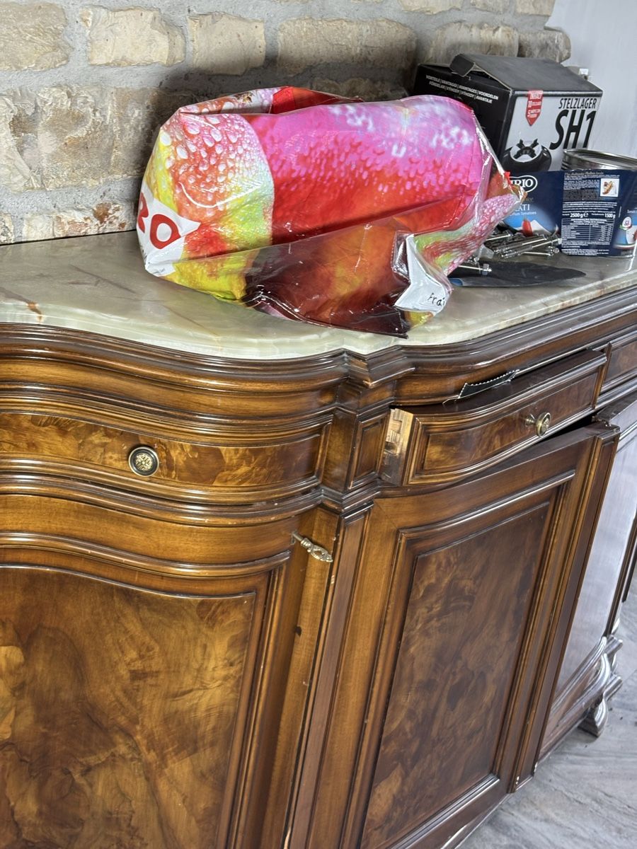 Credenze: grosses, klassisches Sideboard / Anrichte  – Usato da Bilten venduto da vjo_qpx5 3