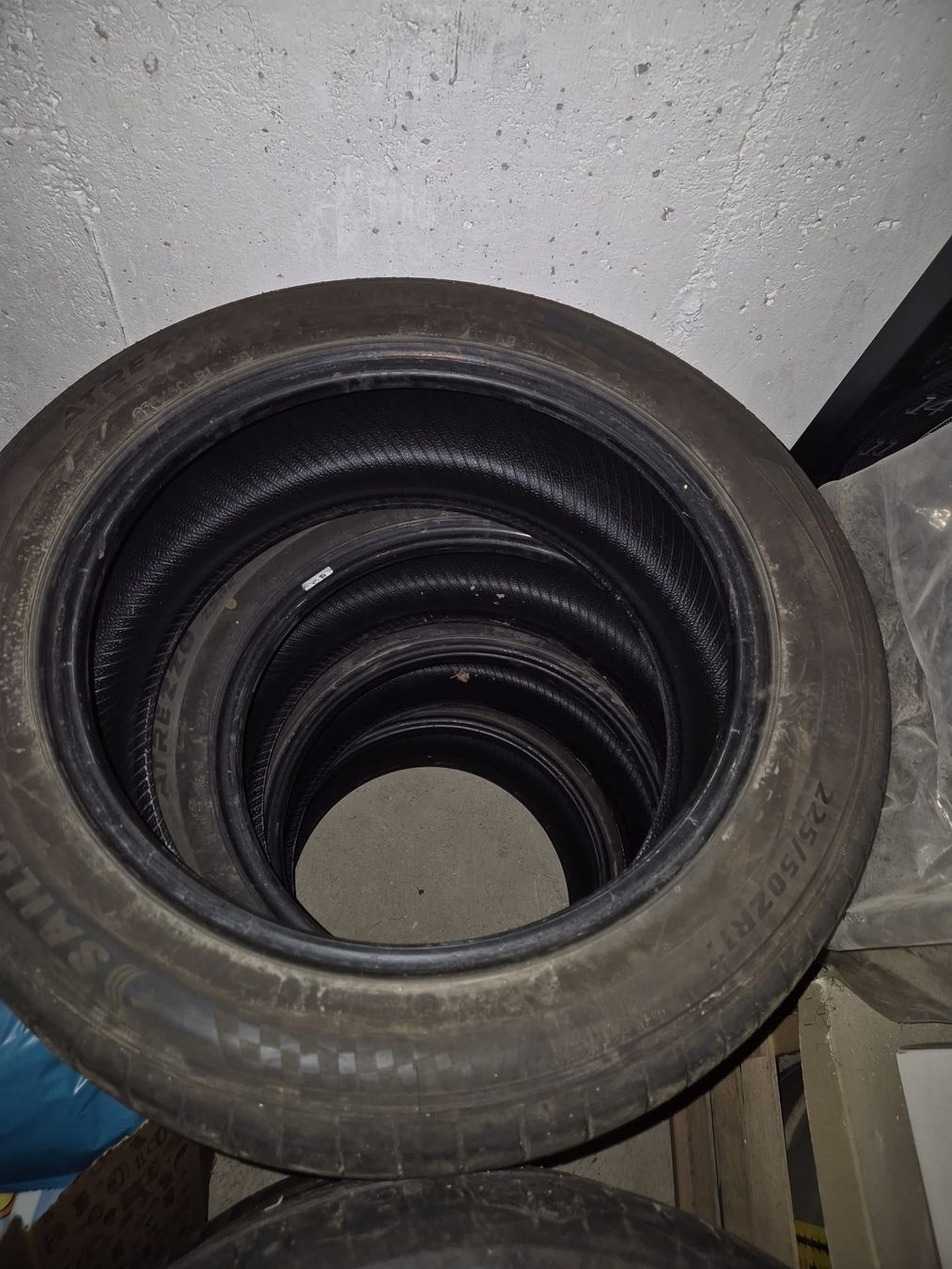 Pneumatici & Ruote complete: Sommerpneu 225/50/R17 – Usato da Grosshöchstetten venduto da car_lg2b 2