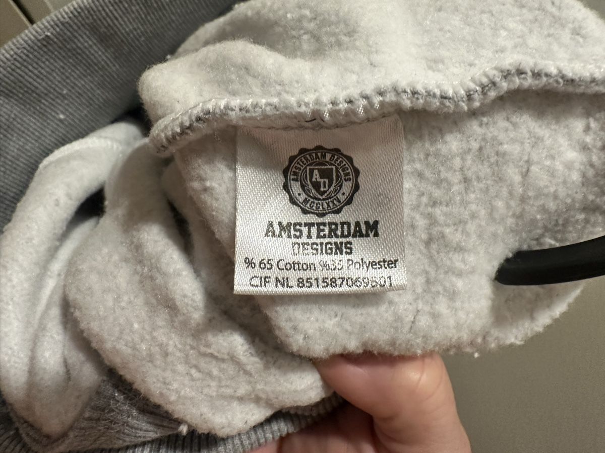 Pulls & Sweat-shirts: Pull sweat Mickey Amsterdam taille S neuf – Neuf avec emballage d'origine à Plan-les-Ouates par aur_z5pj 6