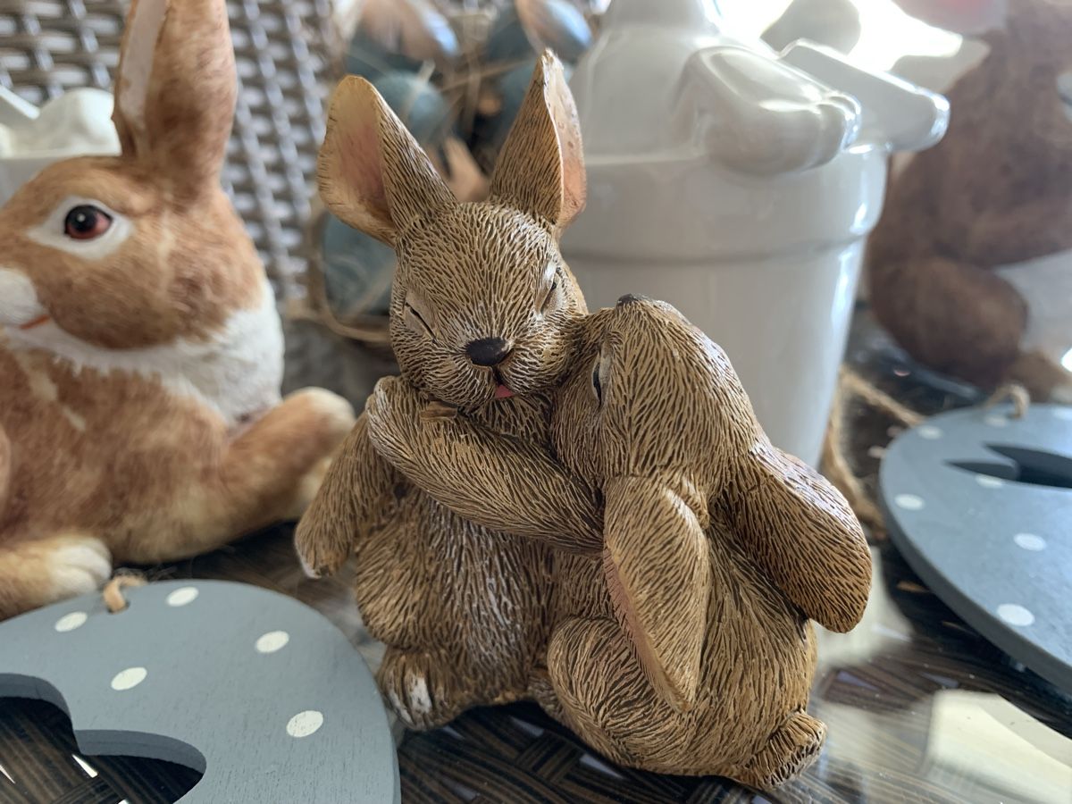 Migros Tutte le decorazioni: Wunderschöne Hasenfiguren, Osterdekoration! – Nuovo (secondo la descrizione) da Emmenbrücke venduto da Dior09 2