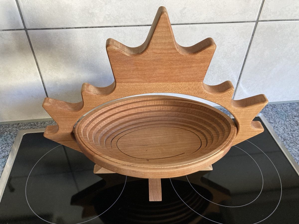 Altro per la casa: Holz Brotkorb Früchteschale - Ahornblatt – Nuovo (secondo la descrizione) da Niederweningen venduto da Peugette 1