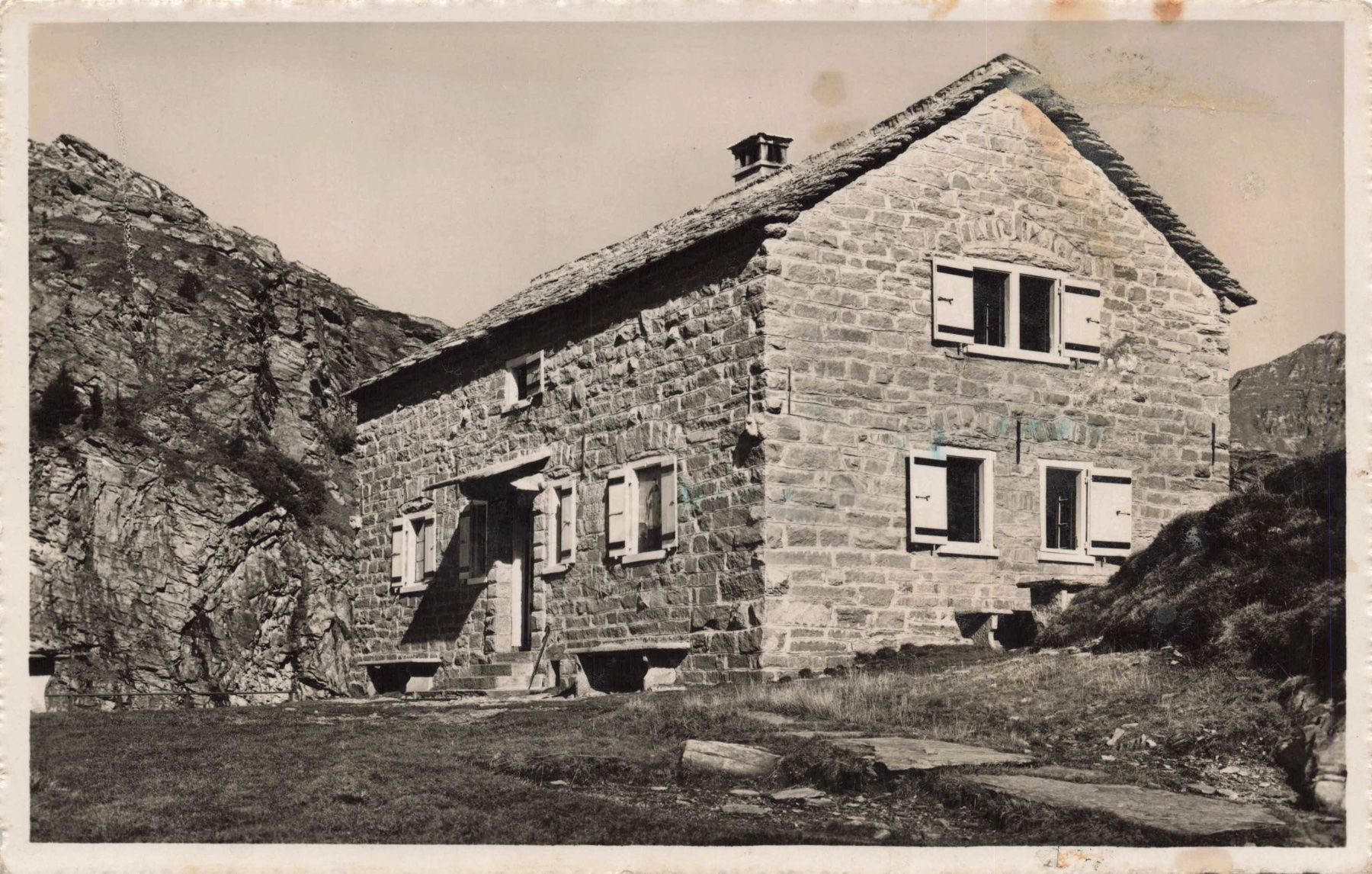 Cartoline postali: Adula capanna – Usato da Biasca venduto da Blenio71