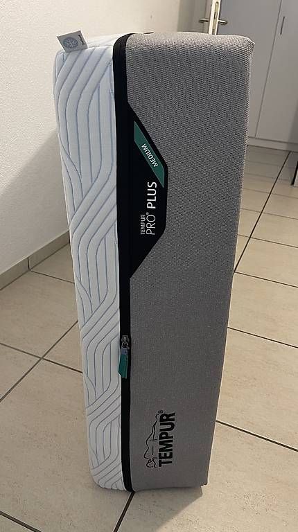 Matelas: Matelas TEMPUR PRO PLUS Médium 90 x 200 x 26cm – D'occasion à Biel/Bienne par Freunemy 1
