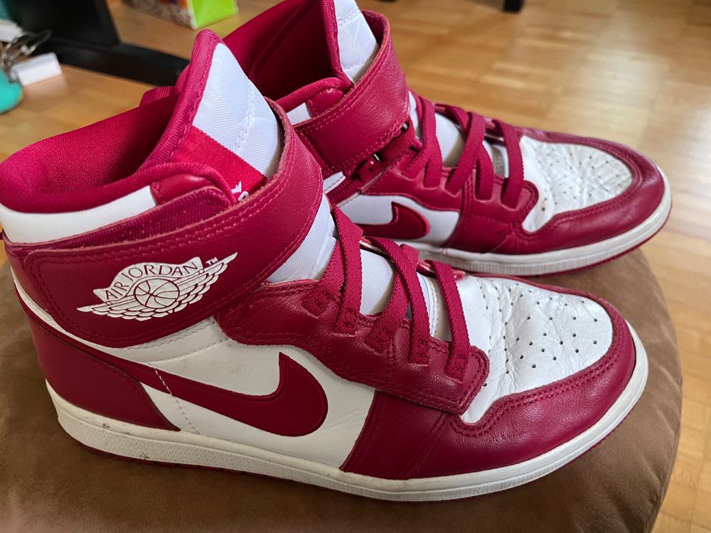 Nike Jordan 1 Tg 41 rosse (Gebraucht) in Küssnacht am Rigi für CHF 53 ...
