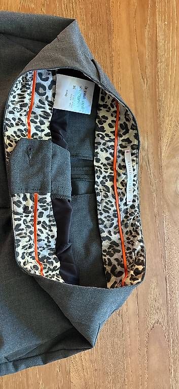 Pantaloni: Raffaello Rossi Hose GR 36 – Usato da Wettingen venduto da lau_q5f6 2