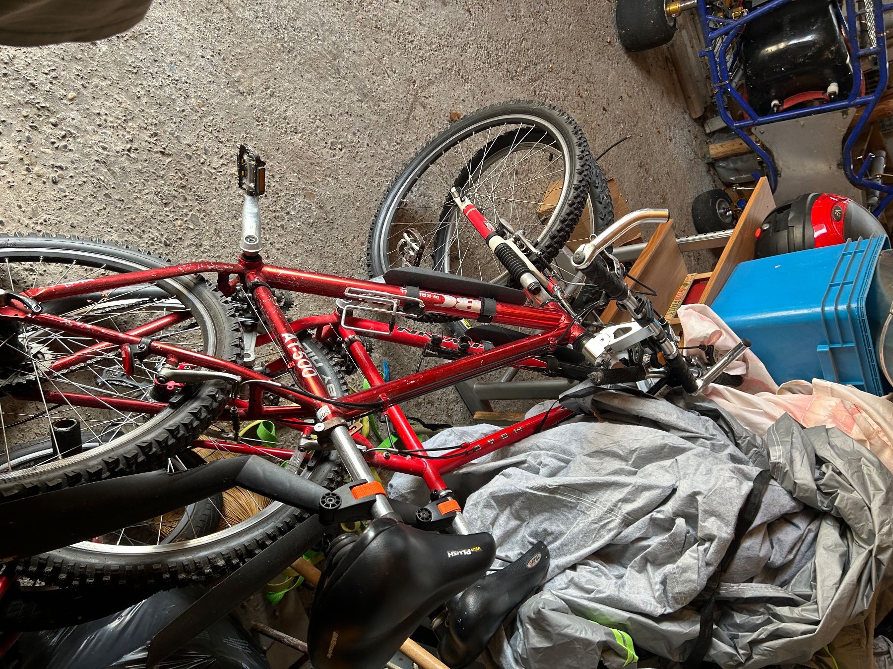 Biciclette: 2 Gebrauchte Mountainbikes – Usato da Bärschwil venduto da gia_q5wn 3