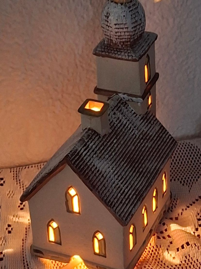 Tutte le decorazioni: Wunderschöne Kirche mit elektrischer Beleuchtung TOP – Nuovo (secondo la descrizione) da Eiken venduto da waylady03