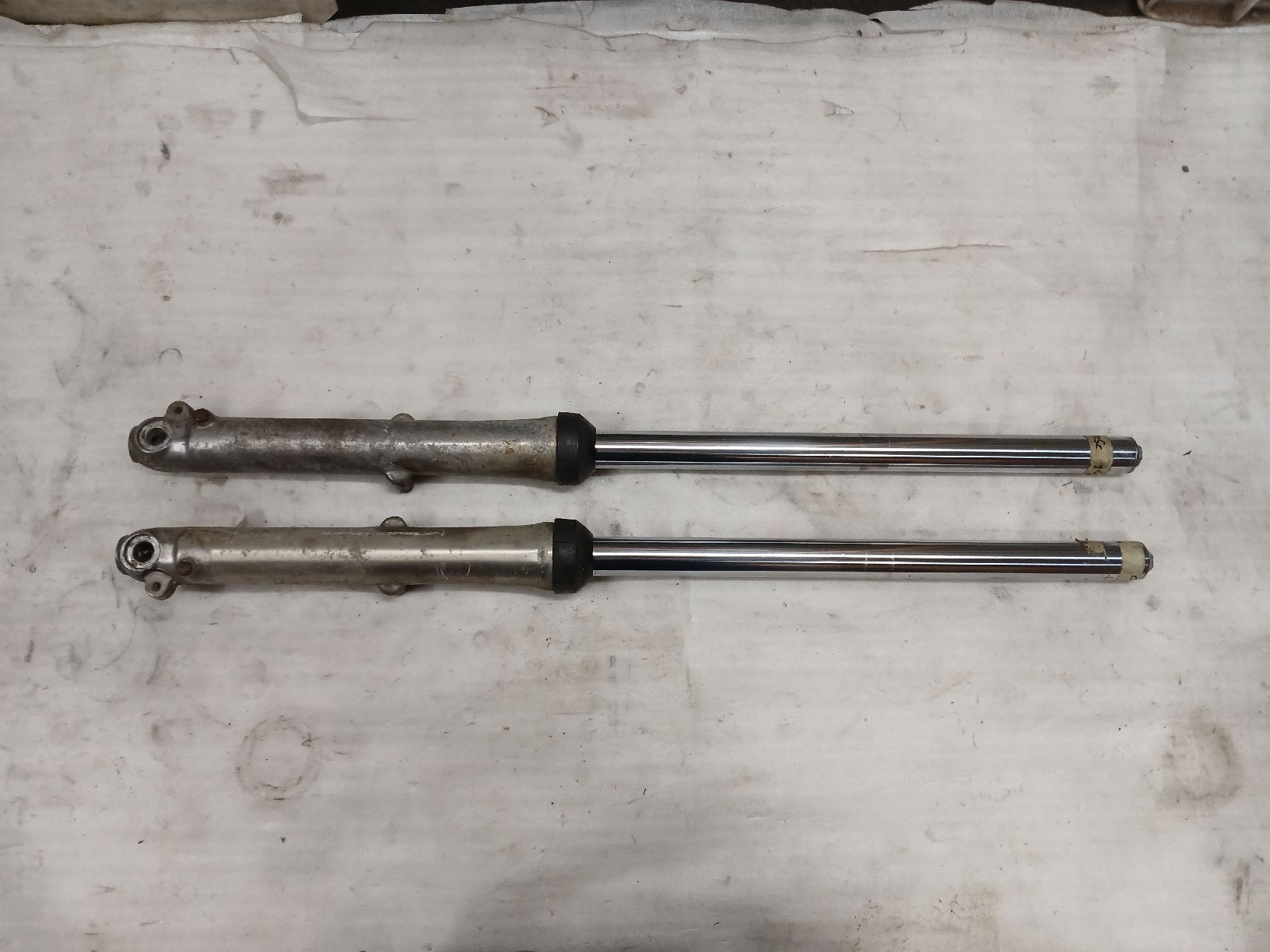 Honda Alle Motorradersatzteile: Honda CM 125 C fourche, suspension, gabel – Gebraucht aus Fey von lobanovski1