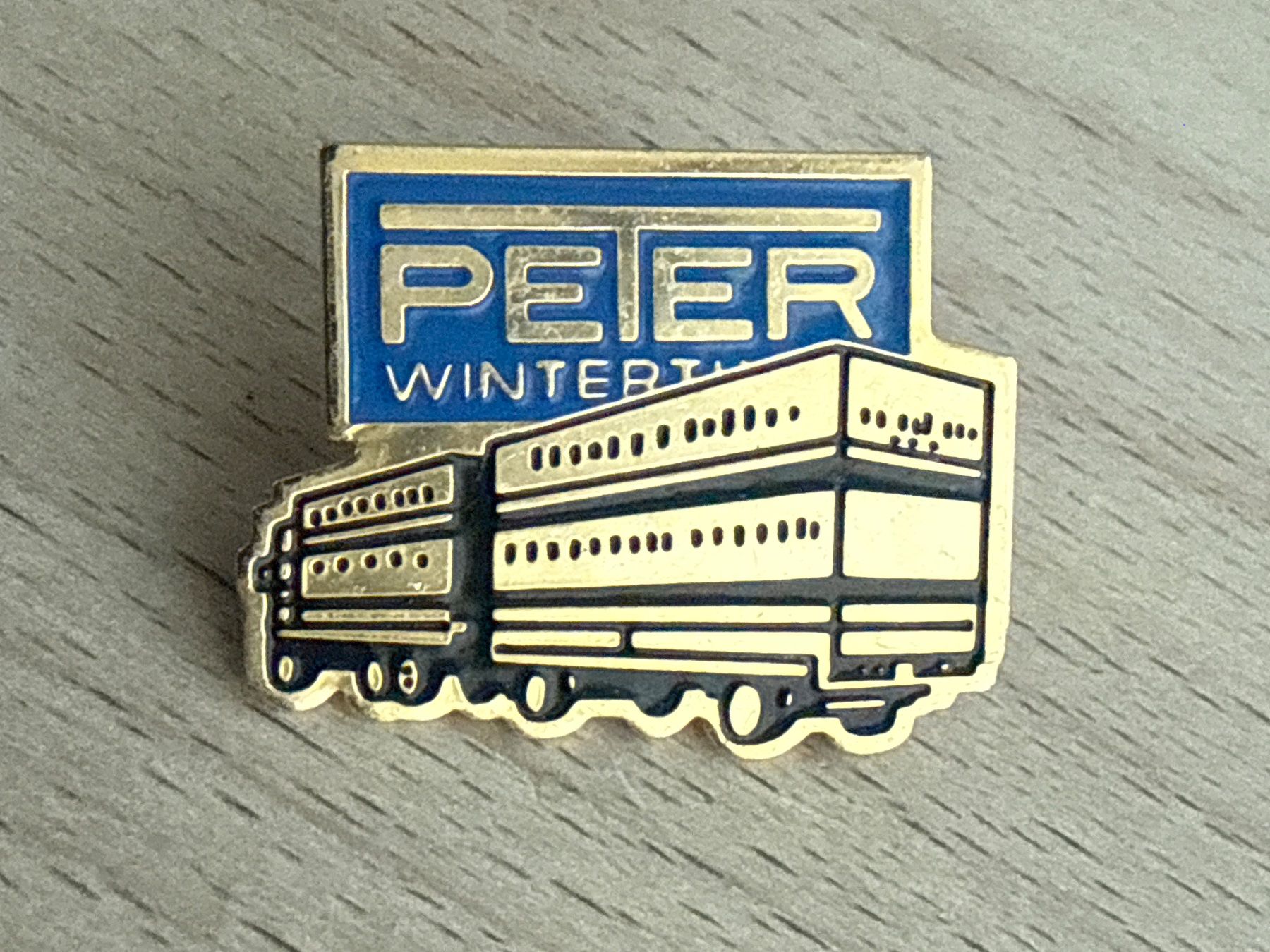 Plaketten & Abzeichen: Pin  Peter Transporte Winterthur – Gebraucht aus Glattbrugg von Schweigmatt