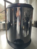 Abfalleimer/ Treteimer