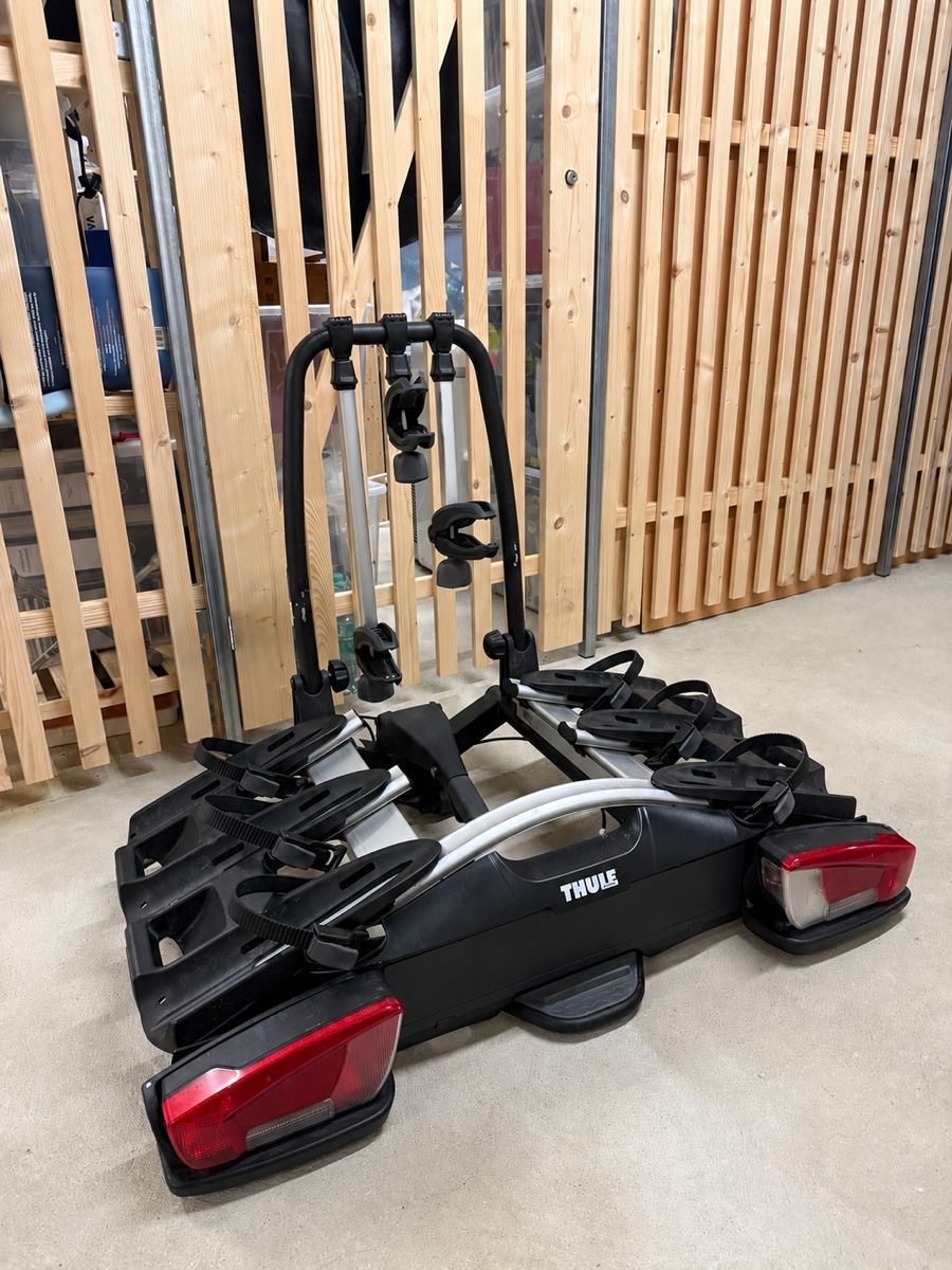 Thule Portapacchi: Fahrradträger Thule VeloCompact – Usato da Basel venduto da AlexG31
