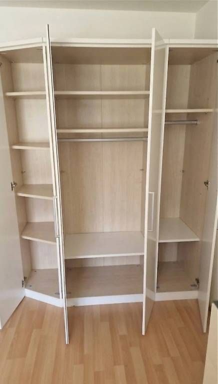 Armadi: Kleiderschrank Hochglanz Weiss – Usato da Sissach venduto da robin_united 1