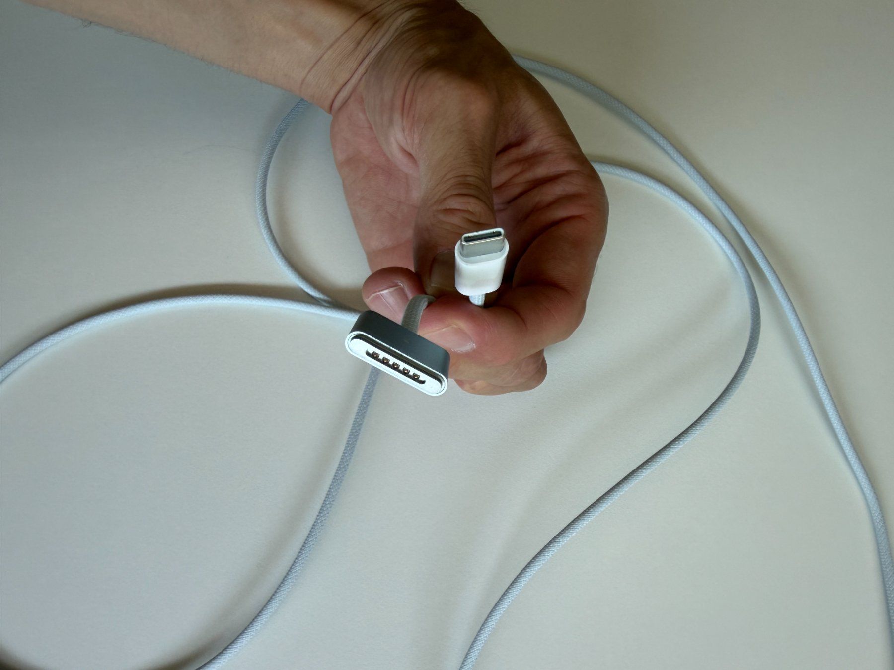 Apple Kabel: Original Apple MagSafe charging cable – Neu (gemäss Beschreibung) aus Zürich von JulesZHW 3