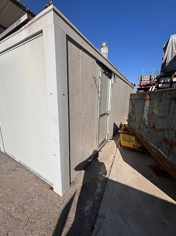Conteneurs de construction: Bürocontainer 2teilig – D'occasion à Kirchdorf AG par Heinz_Birchmeier 1