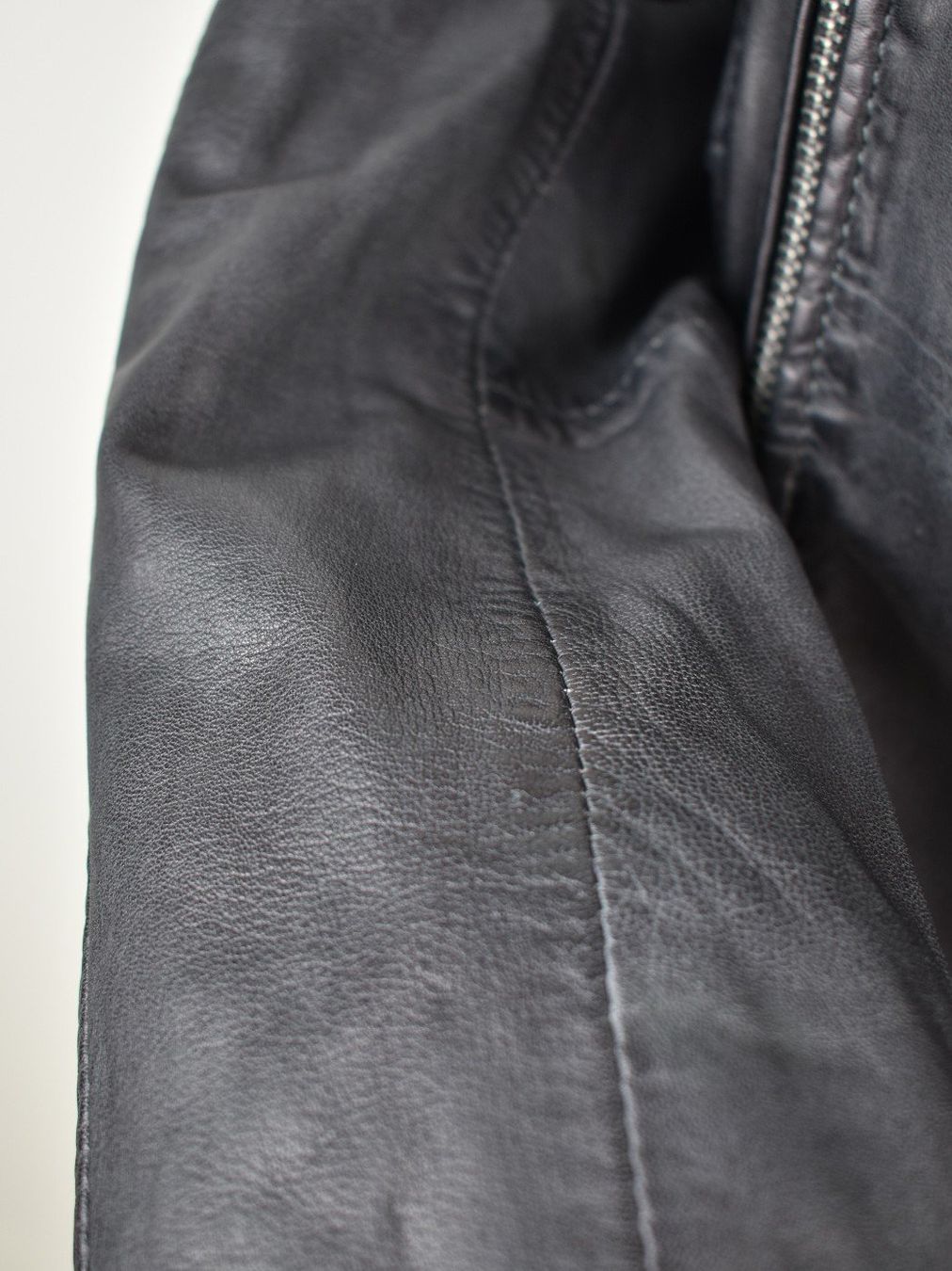 Giacche: M.O.D. Lederjacke Gr.38, neuwertig – Usato da Nürensdorf venduto da 2ND_STORY 8