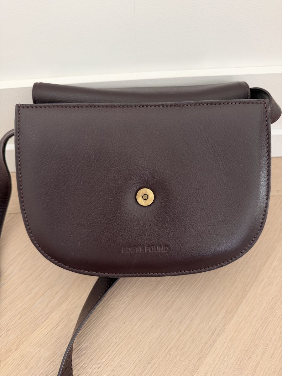 Taschen für Damen: LOST & FOUND Umhängetasche, klein, Plum – Gebraucht aus Rohrbach von WhiteCornus 2