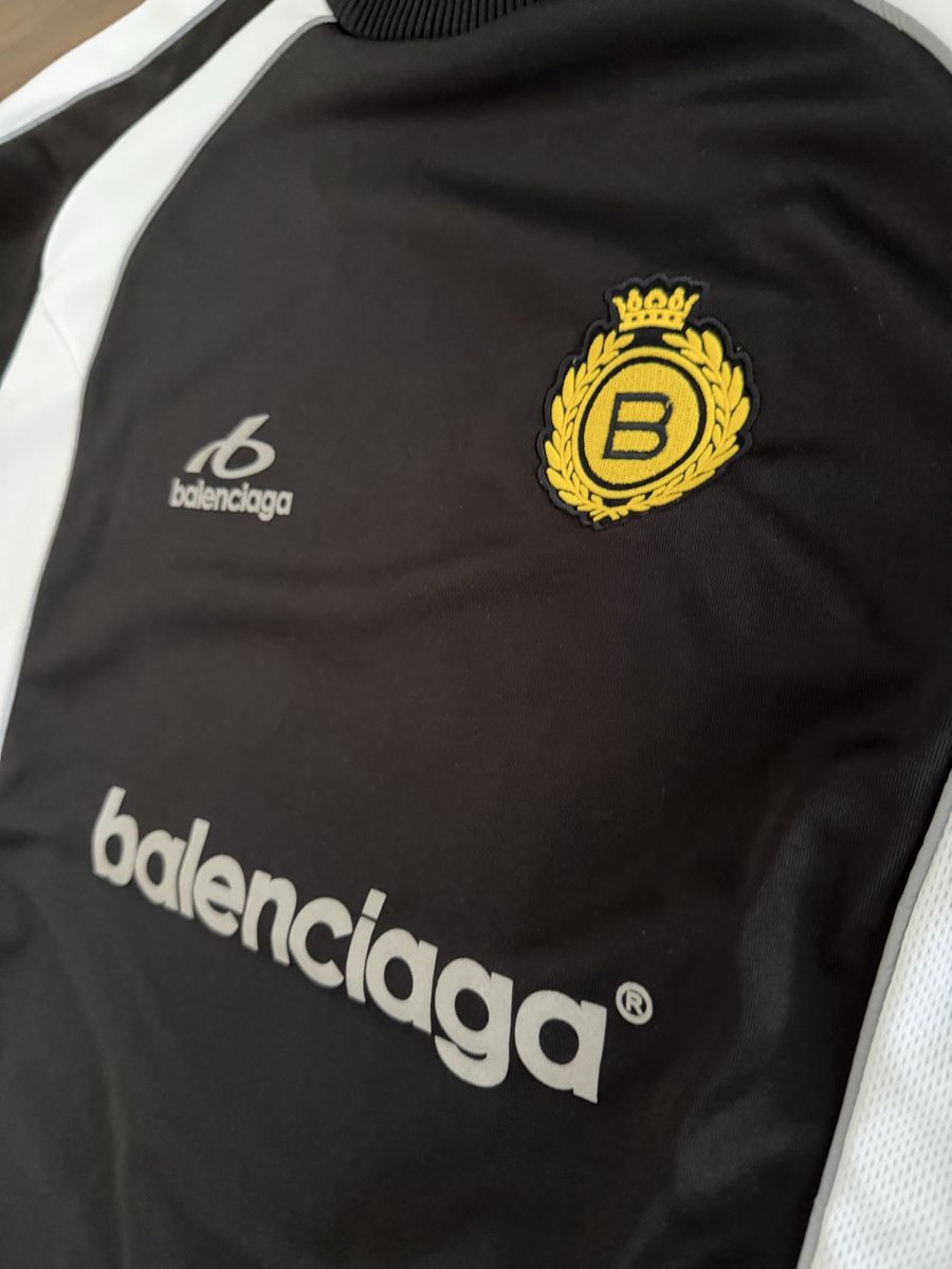 Leibchen & Hosen: Balenciaga Trikot – Neu und originalverpackt aus Grenchen von Sephirot14 5