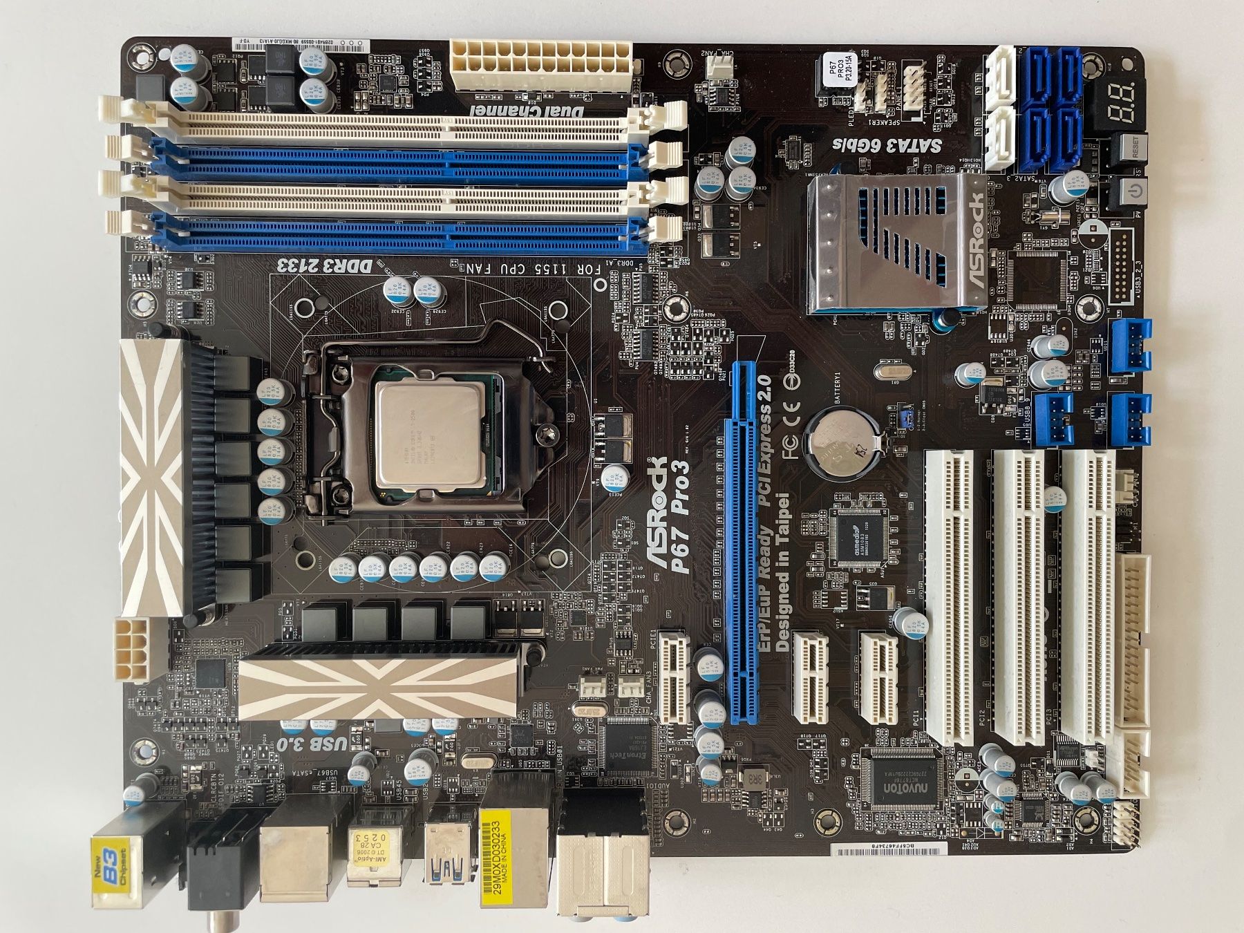 Schede madri: ASRock P67 Pro3 mit Intel Core i5 CPU und 2x4GB – Usato da Basel venduto da adi_wly5