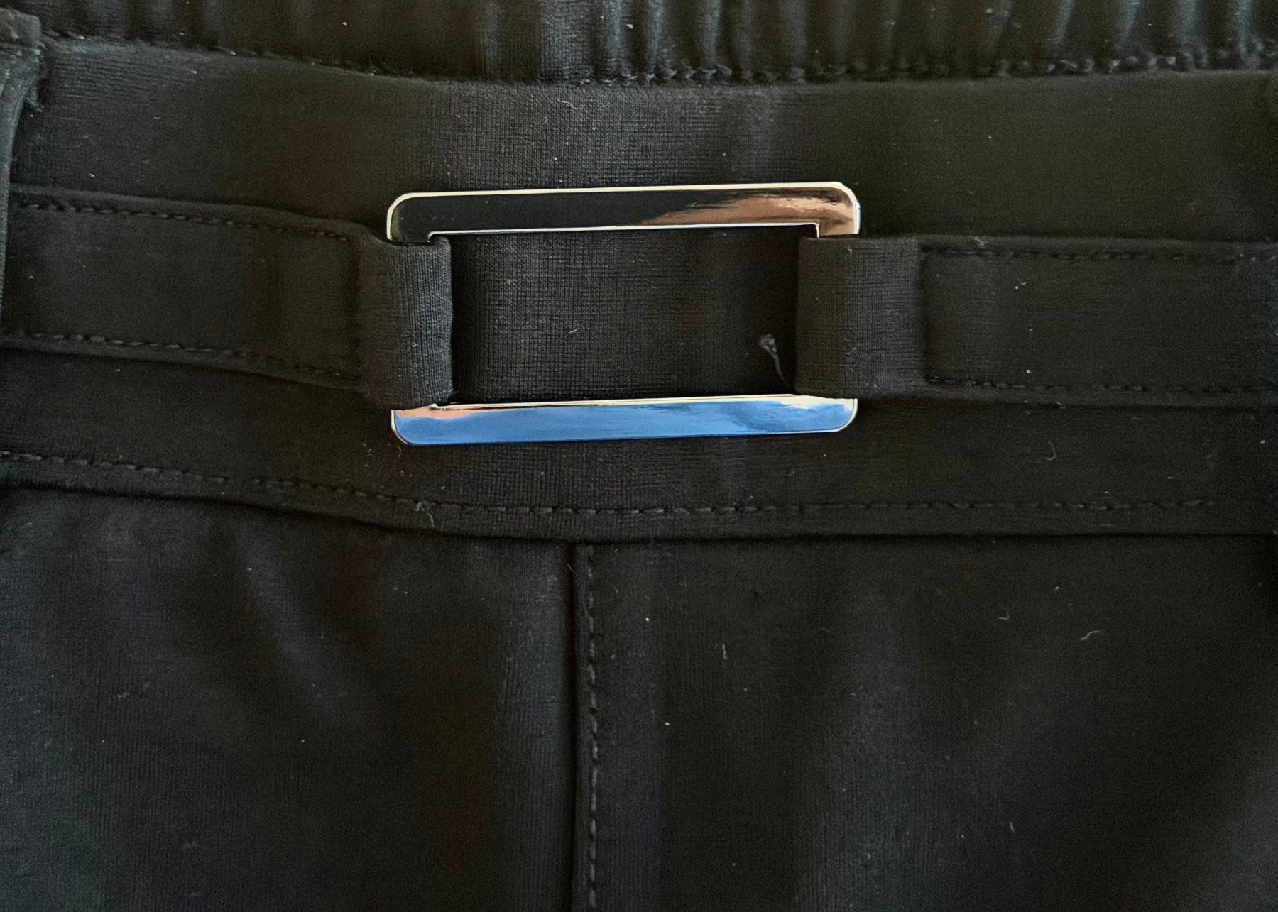 Pantaloni: Marlenehose schwarz (Gr. 46) mit raffiniertem Bund – Nuovo (secondo la descrizione) da Adliswil venduto da duwidu 1