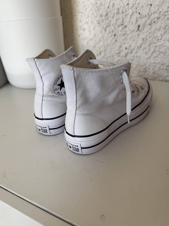 Scarpe da uomo: Converse Weiss Grösse 39 – Usato da Winkel venduto da jbuchwalder17 1