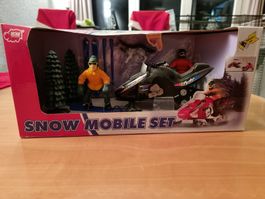 SNOW MOBILE SET, "Ski Töff mit Snowboarder und Zubehör