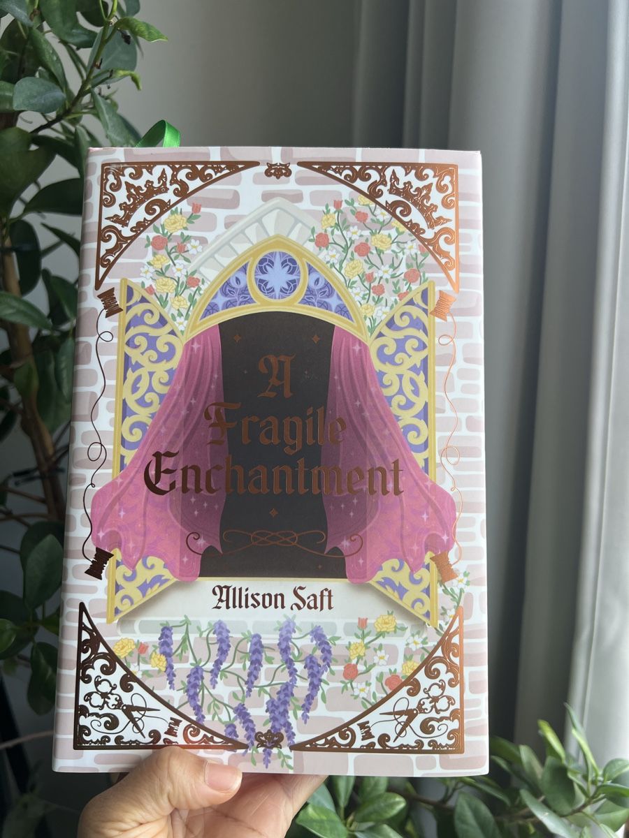Libri: A fragile Enchantment OwlCrate special edition – Nuovo (secondo la descrizione) da Glattbrugg venduto da readsy 8