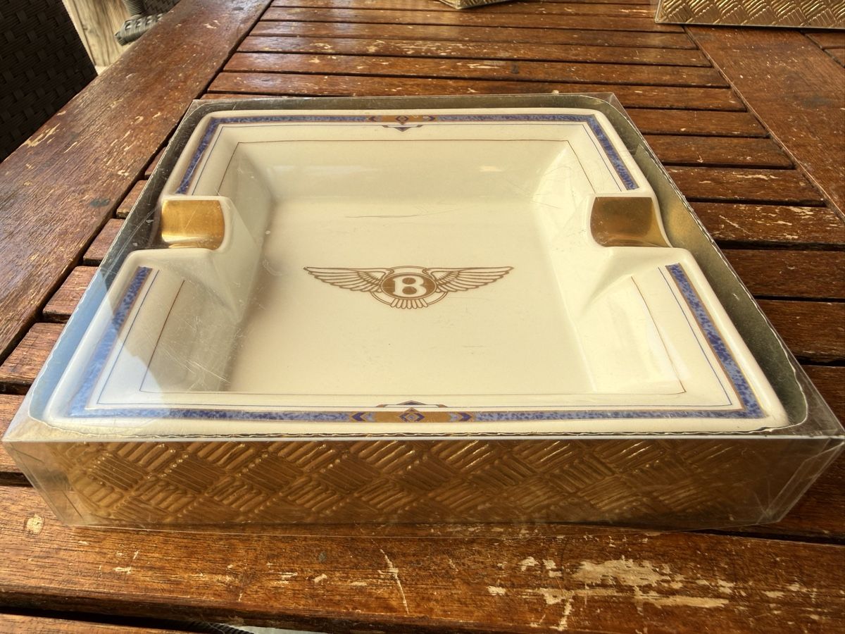 Portacenere: Bentley Design Zigarrenaschenbecher – Nuovo e nell'imballaggio originale da Vaduz venduto da Hallo2112 1
