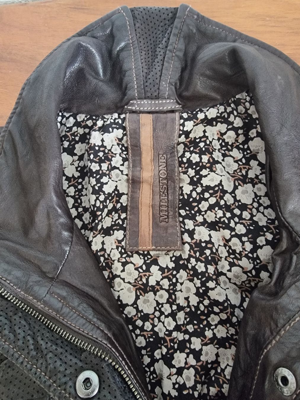 Giacche: Milestone Lederjacke Damen, braun Gr. 46 – Usato da Rombach venduto da SYW 2