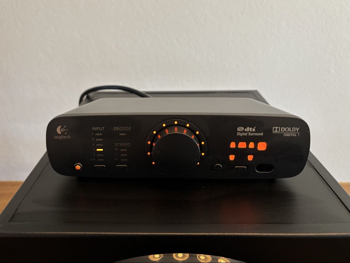 Logitech Home Cinema: Logitech Z906 5.1 Surround Sound System THX mit Subwoofer – Usato da Lyss venduto da Dimiski 2