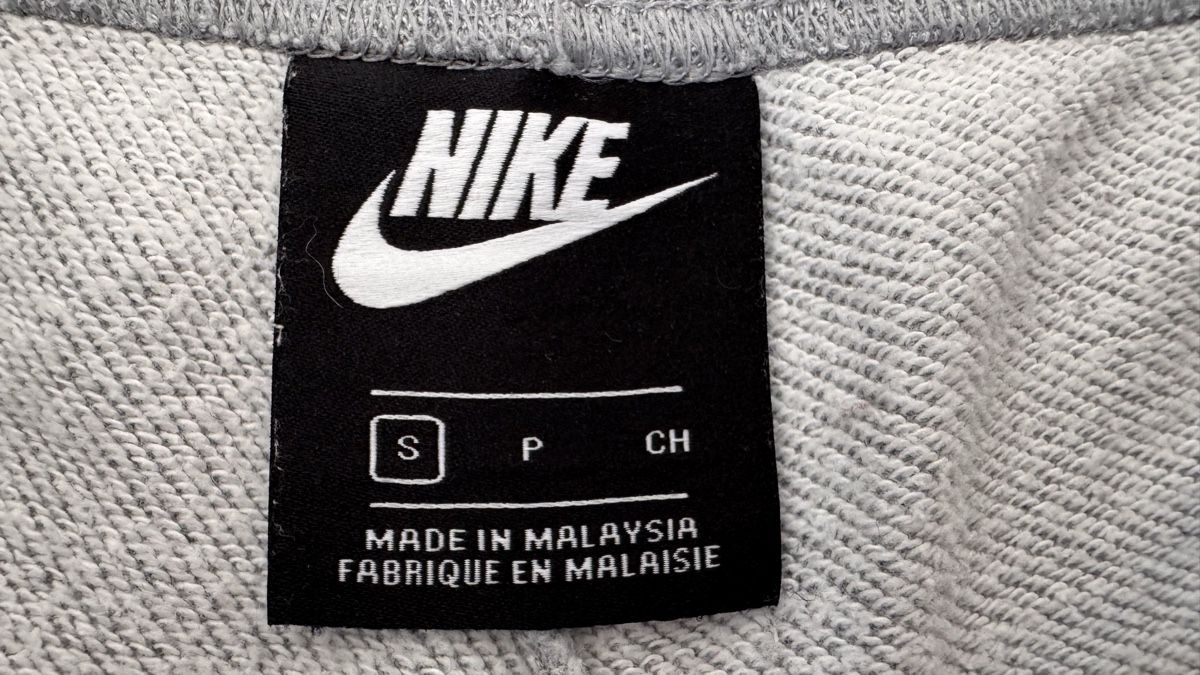 Nike Hosen: Nike Shorts grau Gr. S  – Gebraucht aus HORGEN von vladibarca10 5