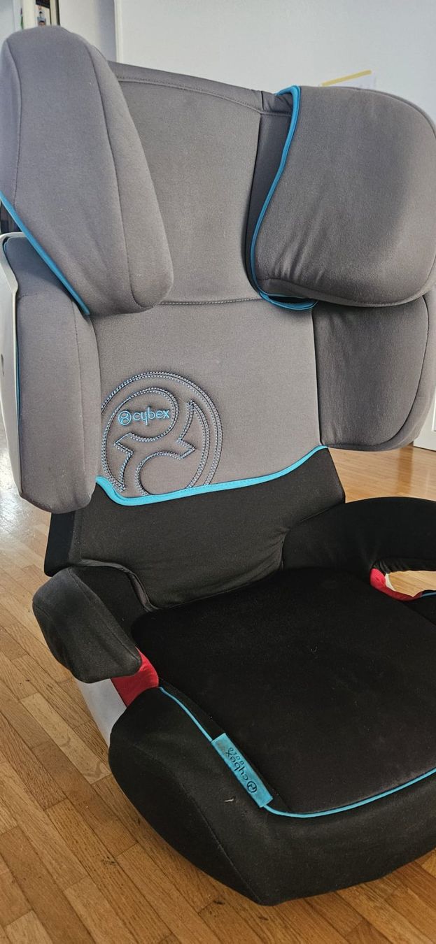 Cybex Seggiolini per auto: Kindersitz Cybex Solution X2-fix 15-36kg – Usato da Kehrsatz venduto da oan_ycp8