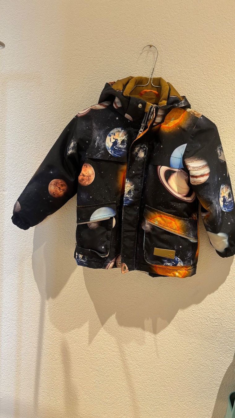 Molo Giacche & Cappotti: Molo Winterjacke – Usato da Uitikon Waldegg venduto da Thefateofophelia
