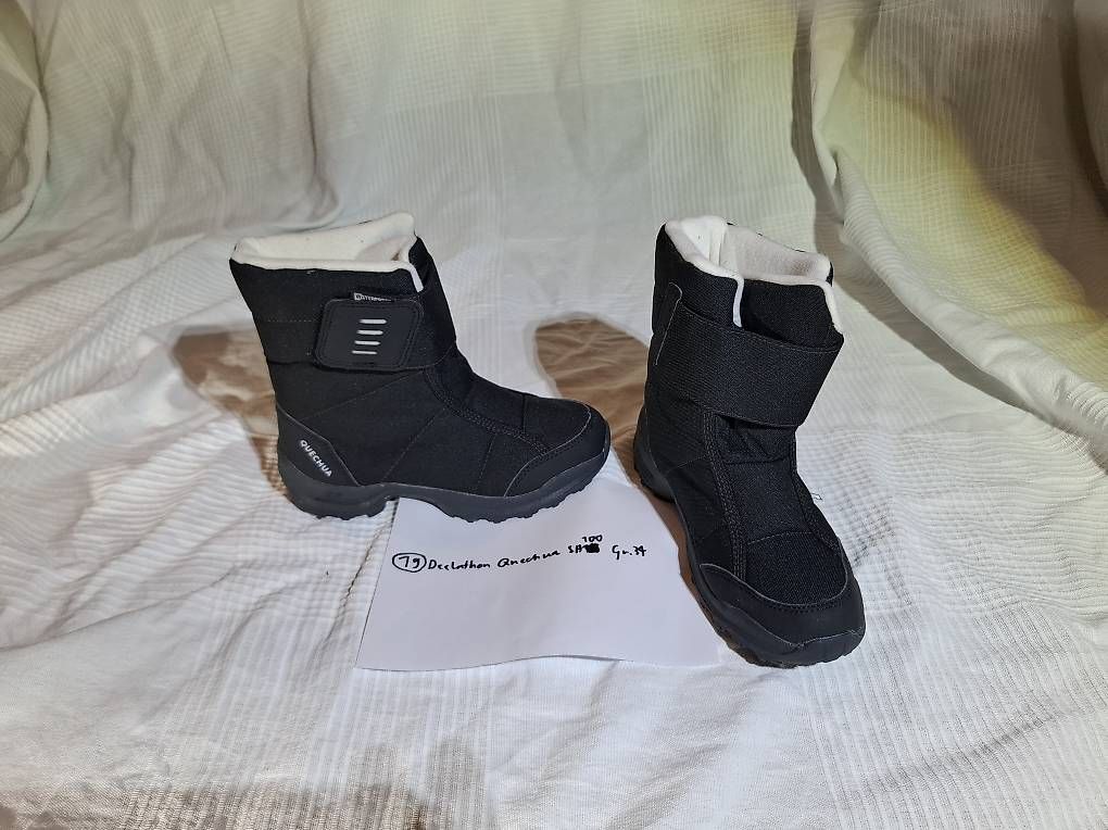Scarpe per ragazzi: Winterstiefel Dekathlon QUECHUA SH100 Gr. 34 – Usato da Greifensee venduto da Timerons