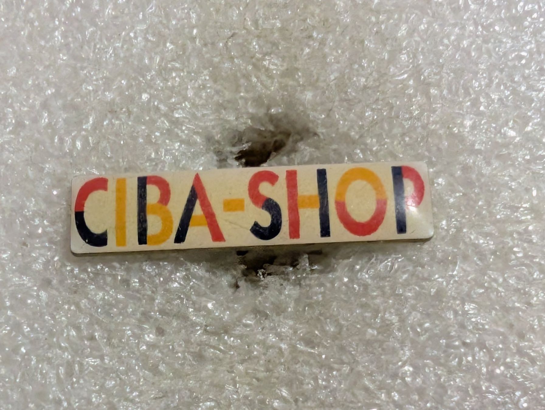 Placchette & Badge: Ansteckpin 243: Ciba Show – Usato da Oppligen venduto da Pin-Fall-Shop