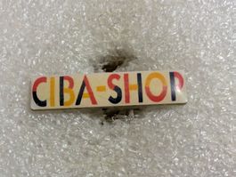 Ansteckpin 243: Ciba Show