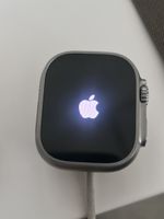 Apple Watch Ultra 49mm Titan Gehäuse mit 11 Bändern guter Zu