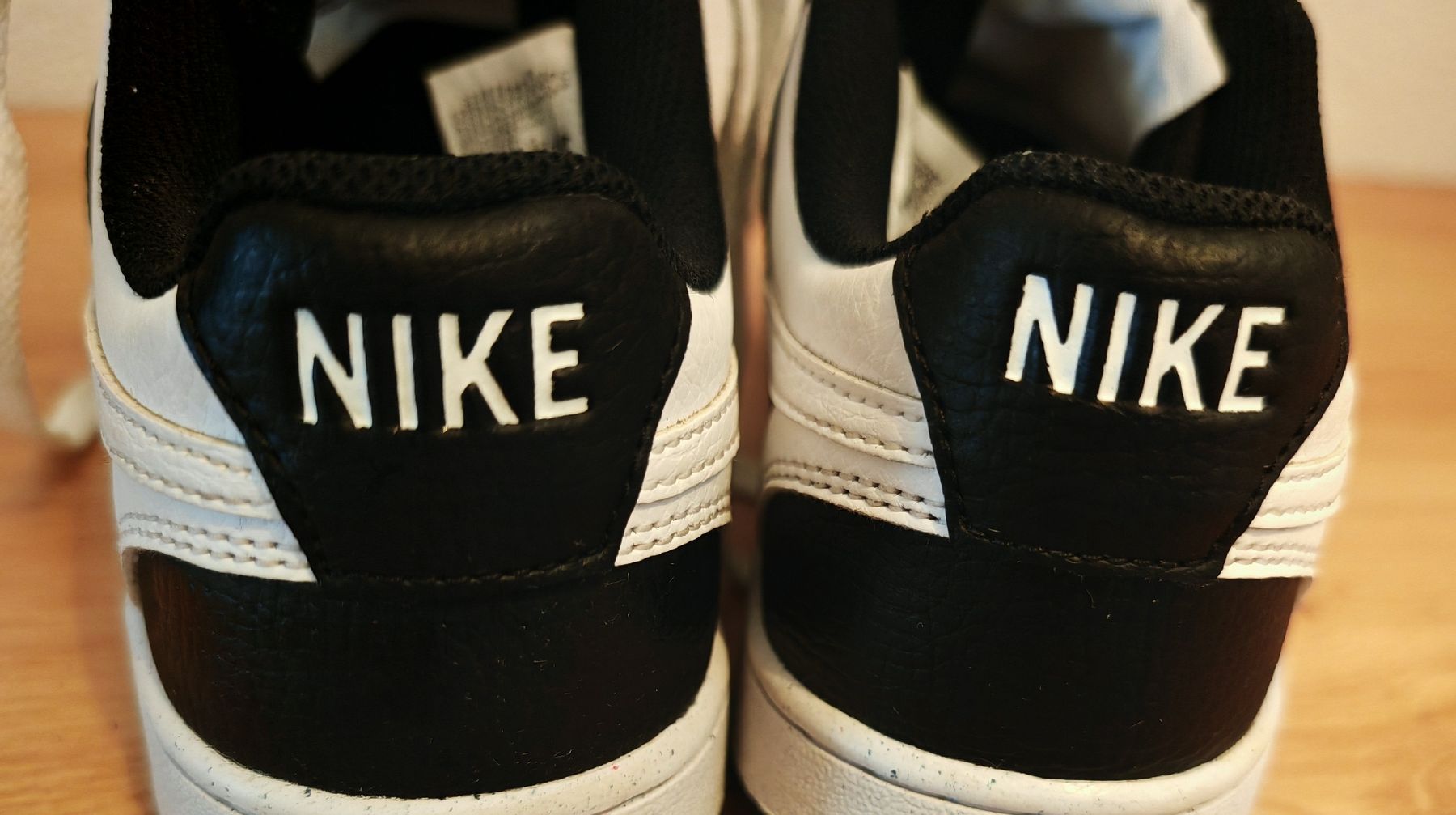 Nike Herrenschuhe: Nike sneakers 37.5 Black & White  – Neu (gemäss Beschreibung) aus Marly von Coraioru 2