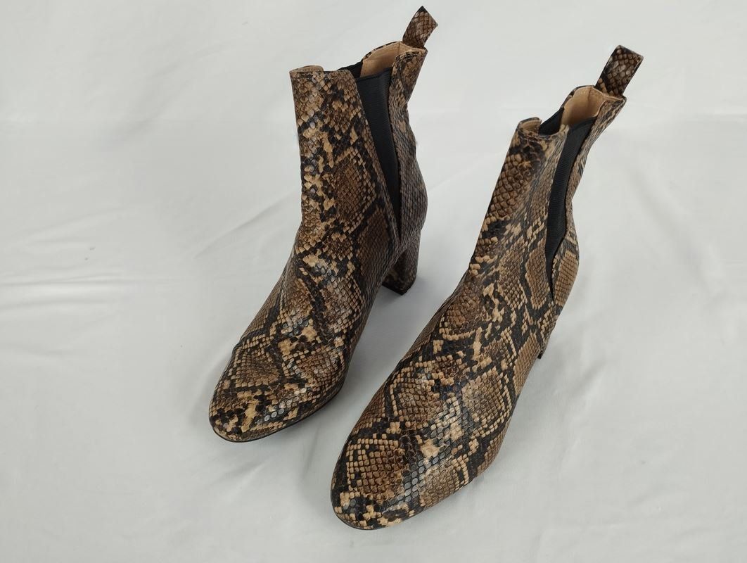H&M Scarpe da donna: H&M Schlangenmuster Stiefel Gr. 38 – Usato da Schübelbach venduto da Restwert_Schubelbach