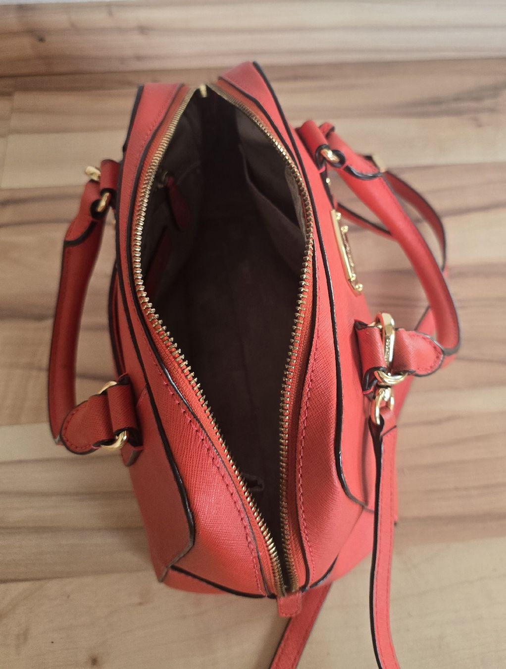 Michael Kors Borse da donna: Michael Kors Handtasche Rot – Usato da Luzern venduto da Maggiday 1