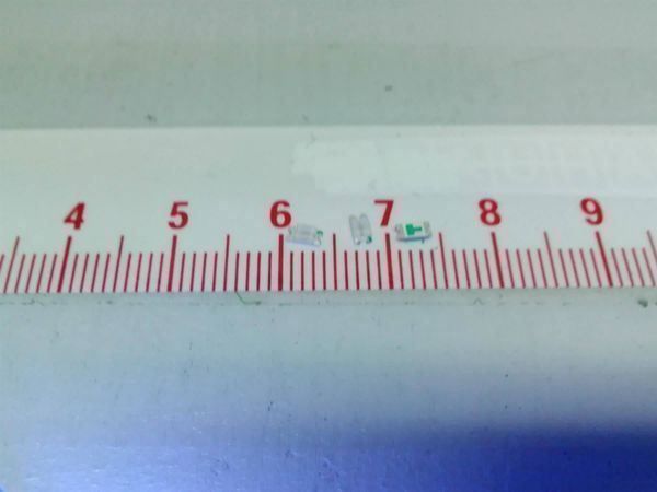 Componenti elettronici: LED SMD 1206, blau, 20Stk – Nuovo (secondo la descrizione) da Luzern venduto da Salefactory 1