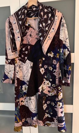 Marc Cain Kleid N4 und Tuch