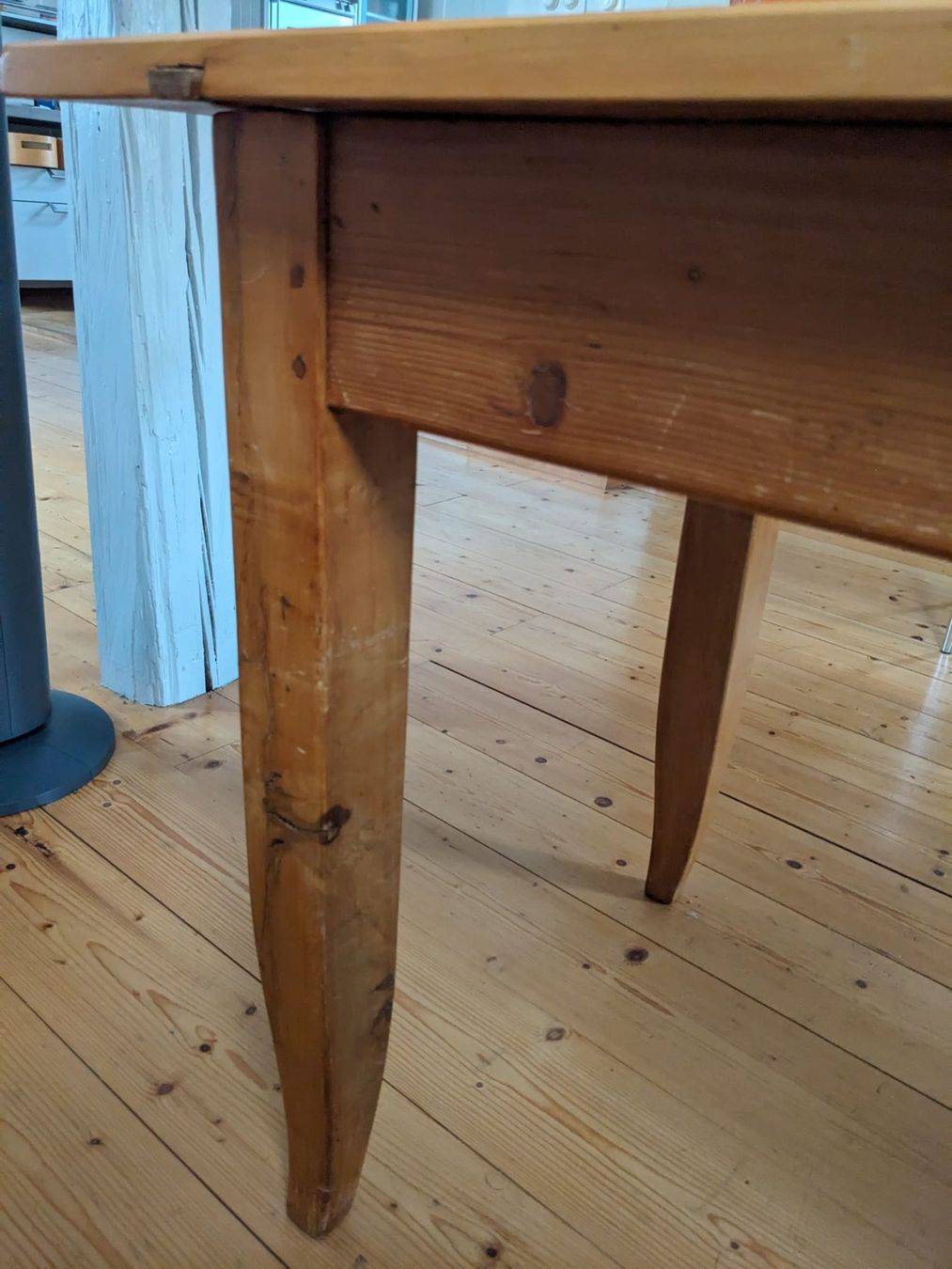 Tische: Schöner Holztisch – Gebraucht aus Zürich von lilric 5