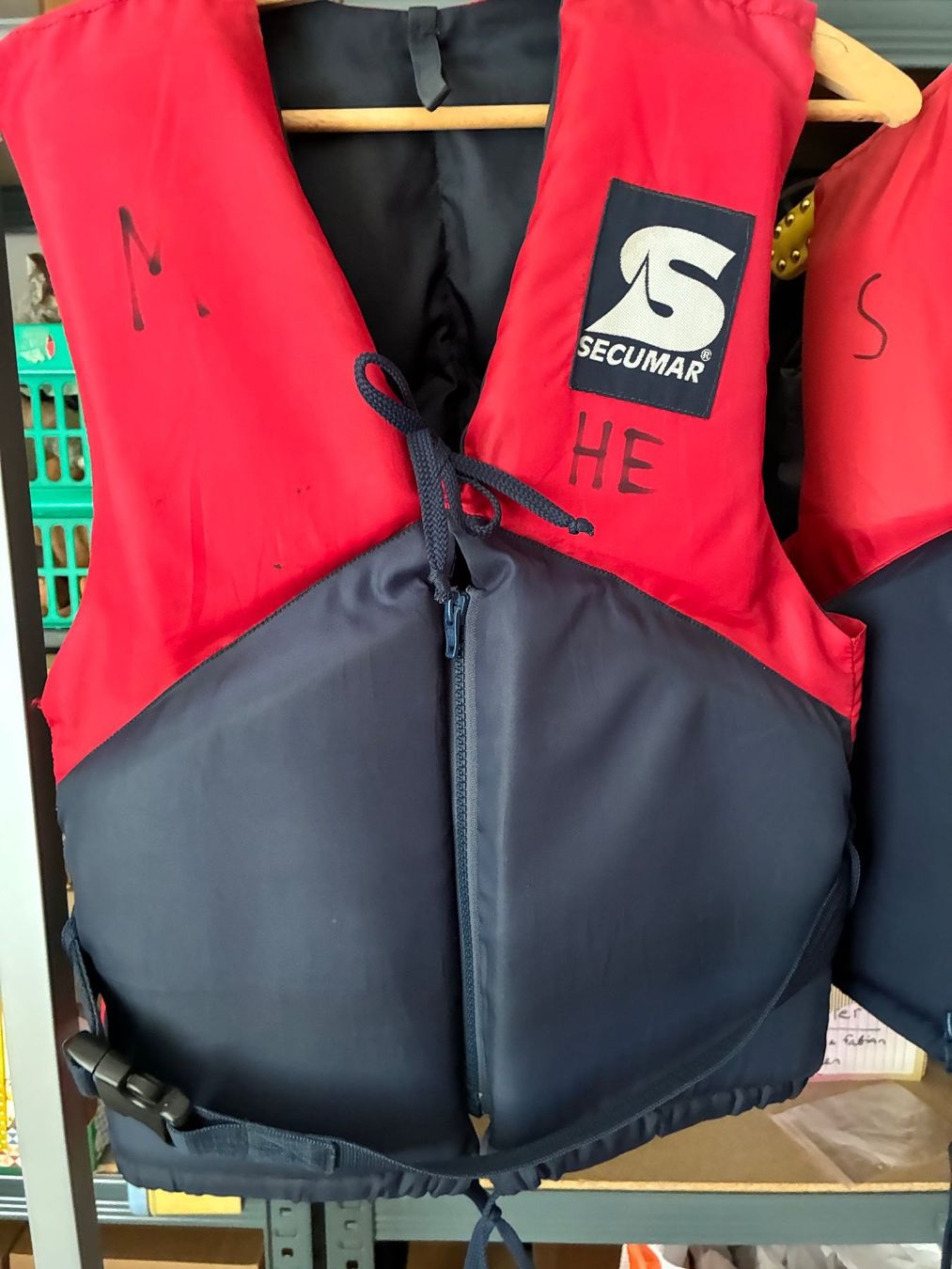 Gilet & Giacche: Schiffs-Weste für 40-70 kg – Usato da Wetzikon ZH venduto da chris7pat 3