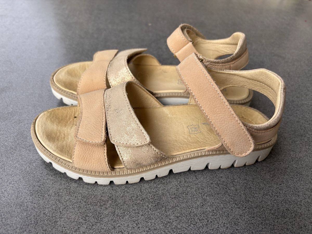 Primigi Scarpe per ragazze: Sandale Primigi Gr. 36 – Usato da Bassersdorf venduto da montakar 1