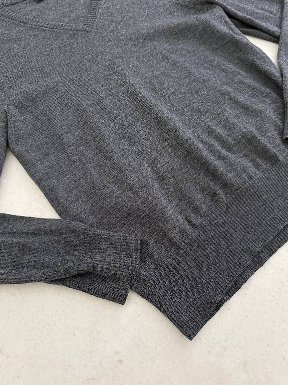 Maglioni & Felpe: Merino Wolle V-Pullover Gr. S – Usato da Merlischachen venduto da GlamGarb 2